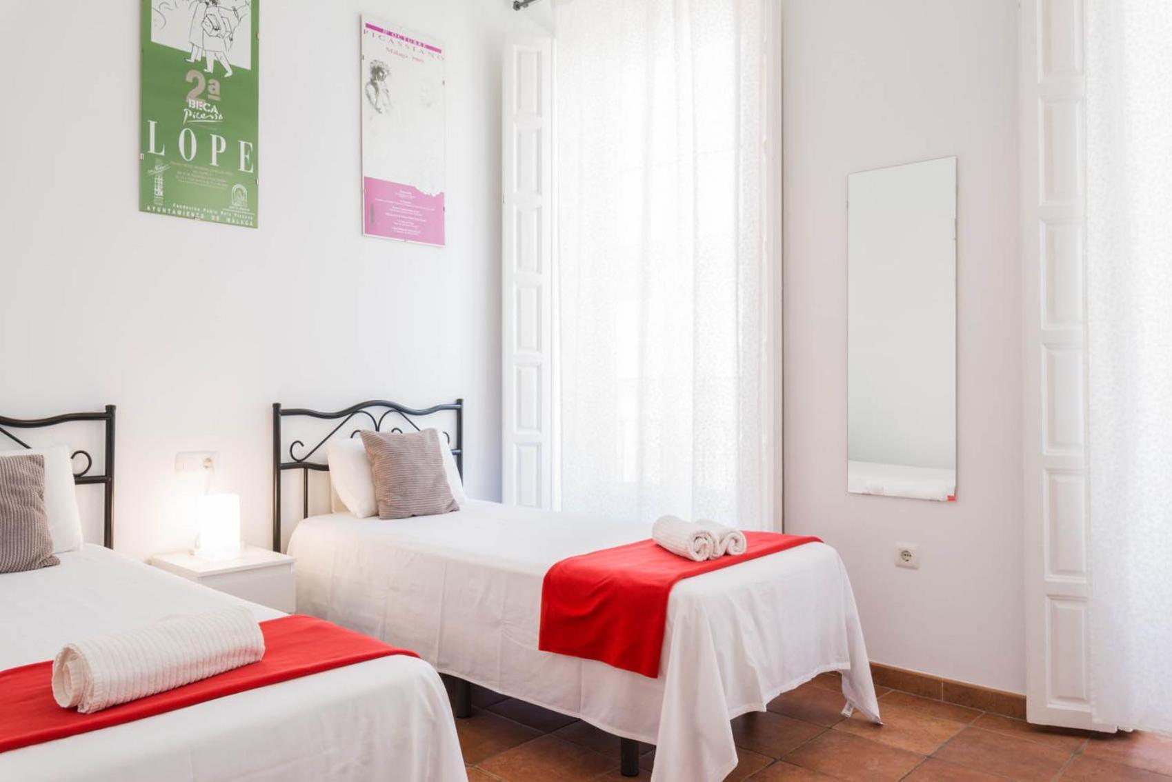 Apartamentos Alcazaba Malaga Bagian luar foto