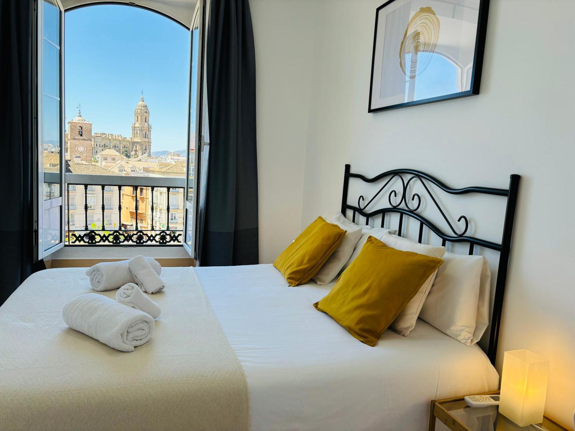 Apartamentos Alcazaba Malaga Bagian luar foto